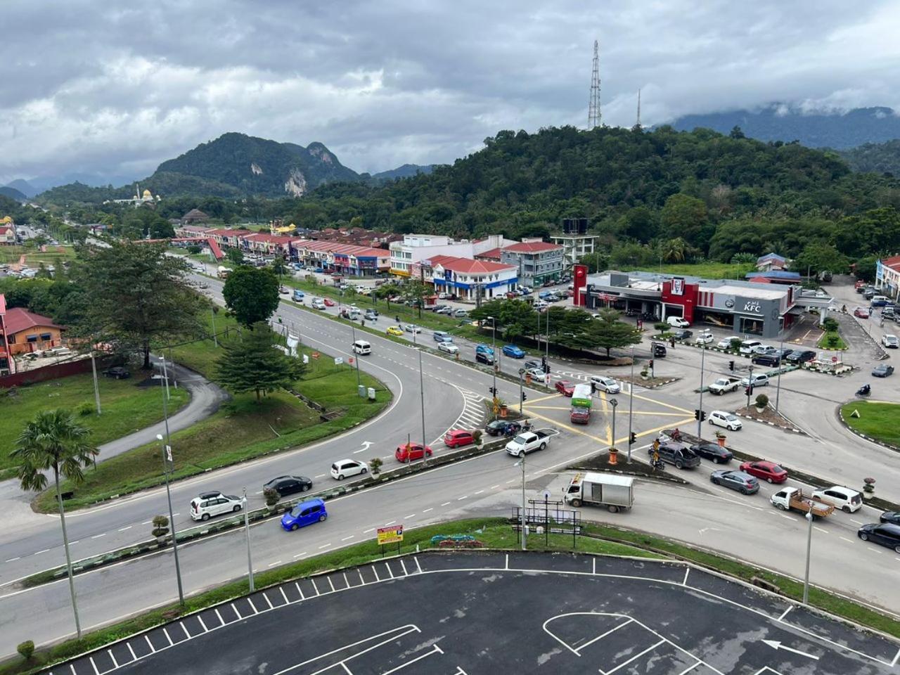 Samsara Studio Apartment At Kompleks Mutiara Gm Gua Musang Esterno foto