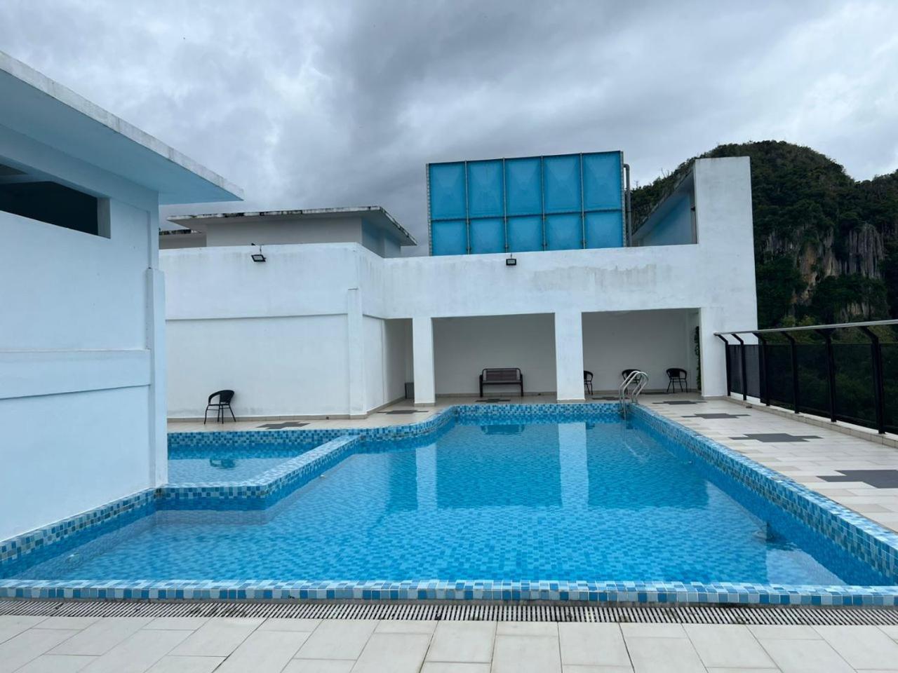 Samsara Studio Apartment At Kompleks Mutiara Gm Gua Musang Esterno foto